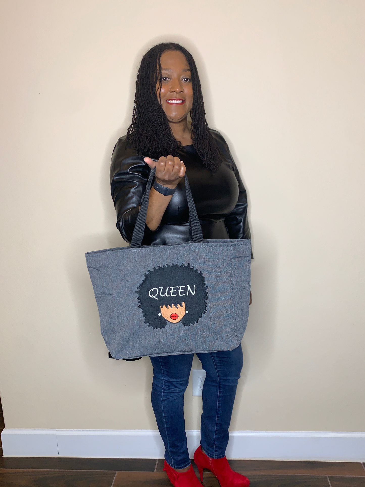 Queen Tote Bag